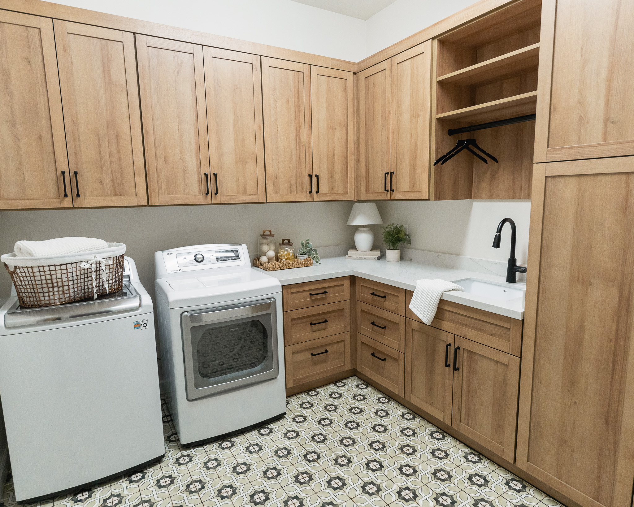 Laundry Room - image 1
