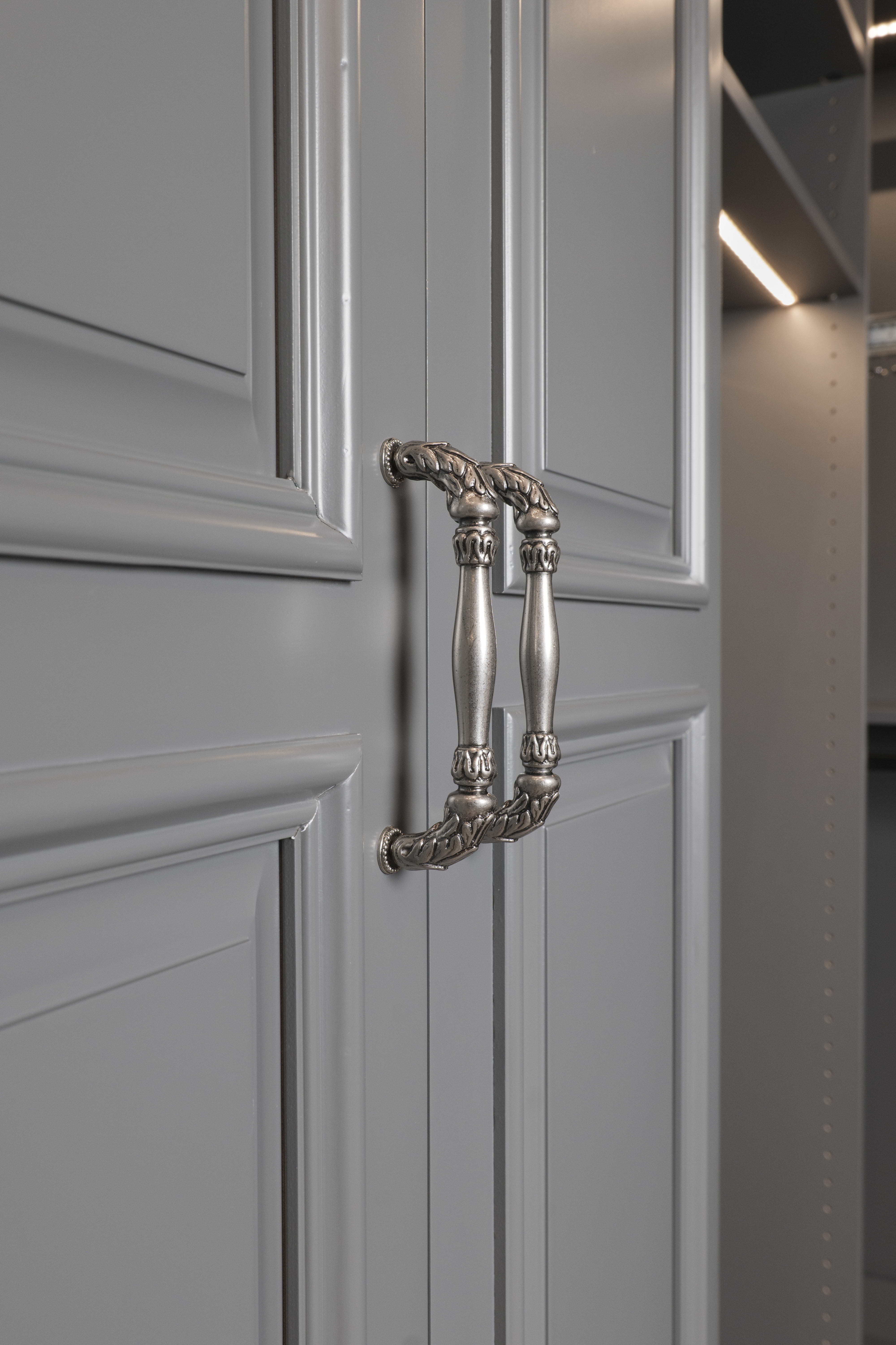 Walk-in Closet in Gunmetal thumbnail 8
