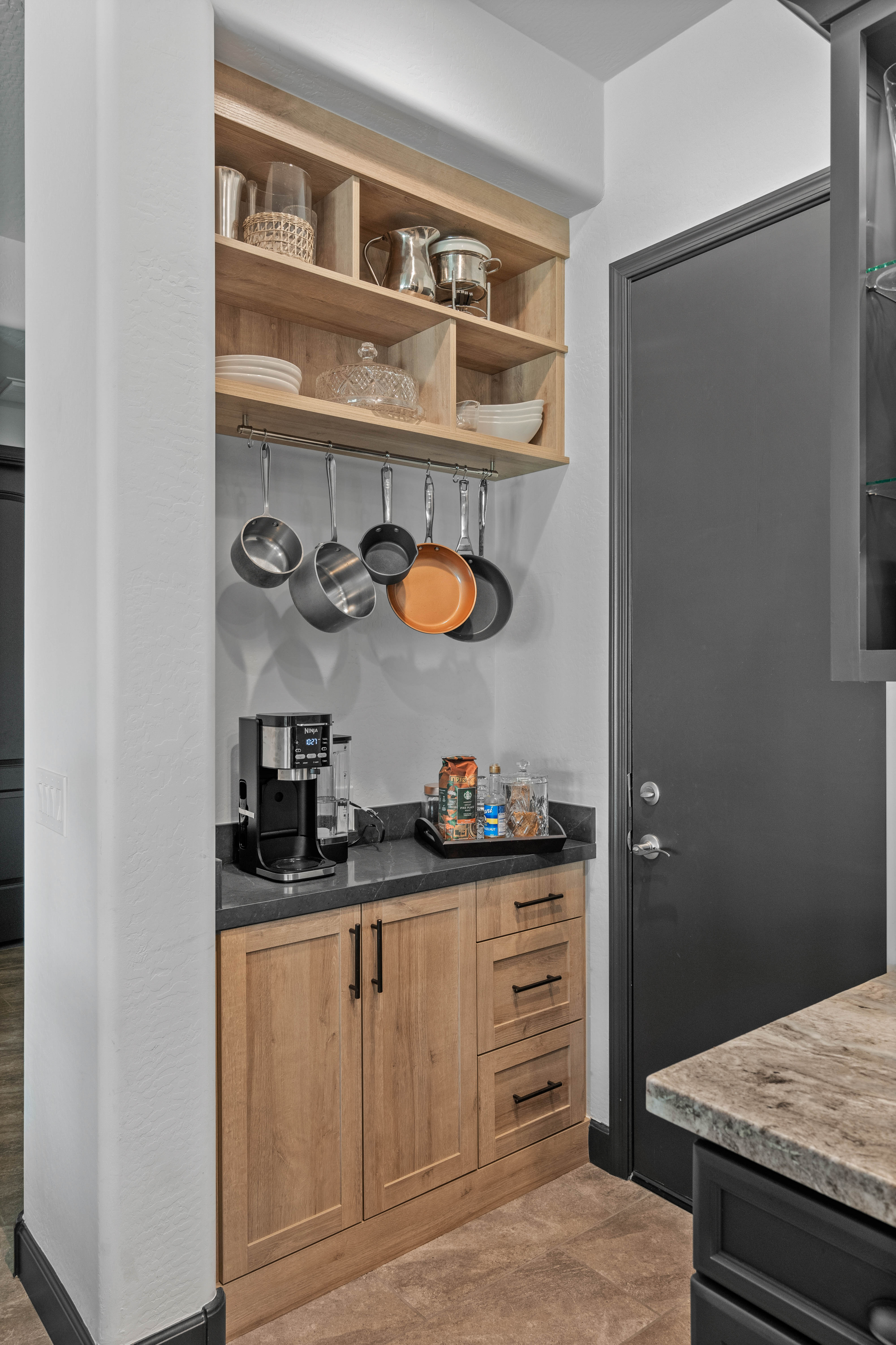 Coffee Bar - image 1