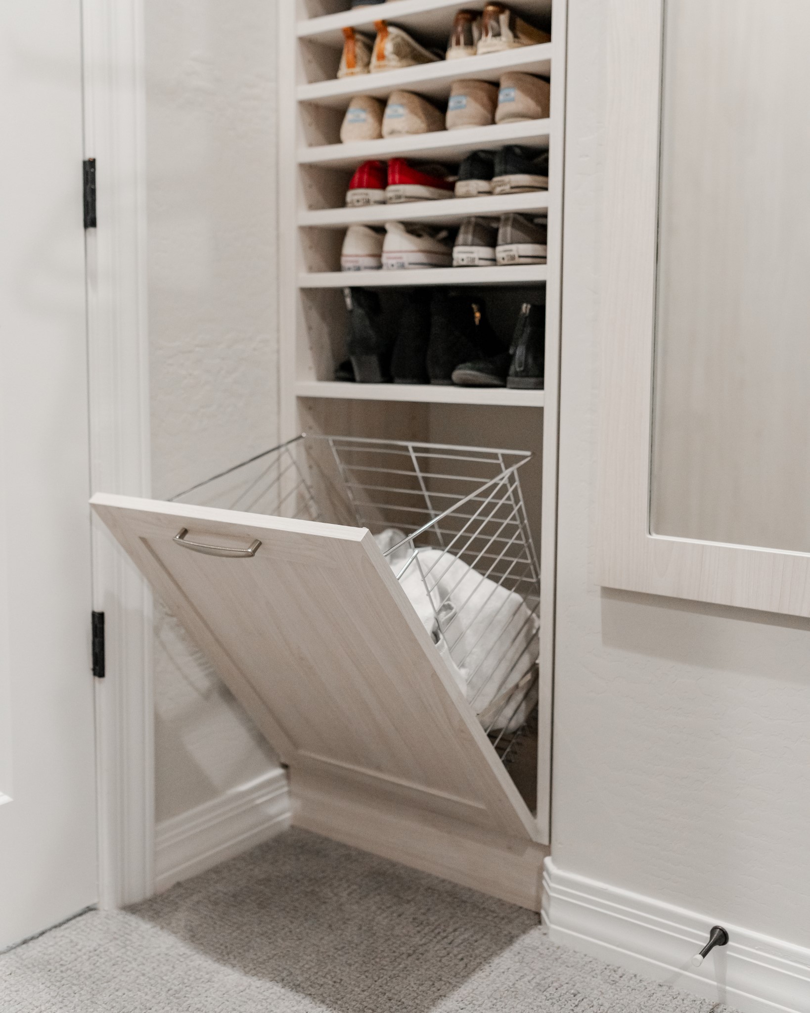 Walk-in Closet in Norwegian Wood thumbnail 18