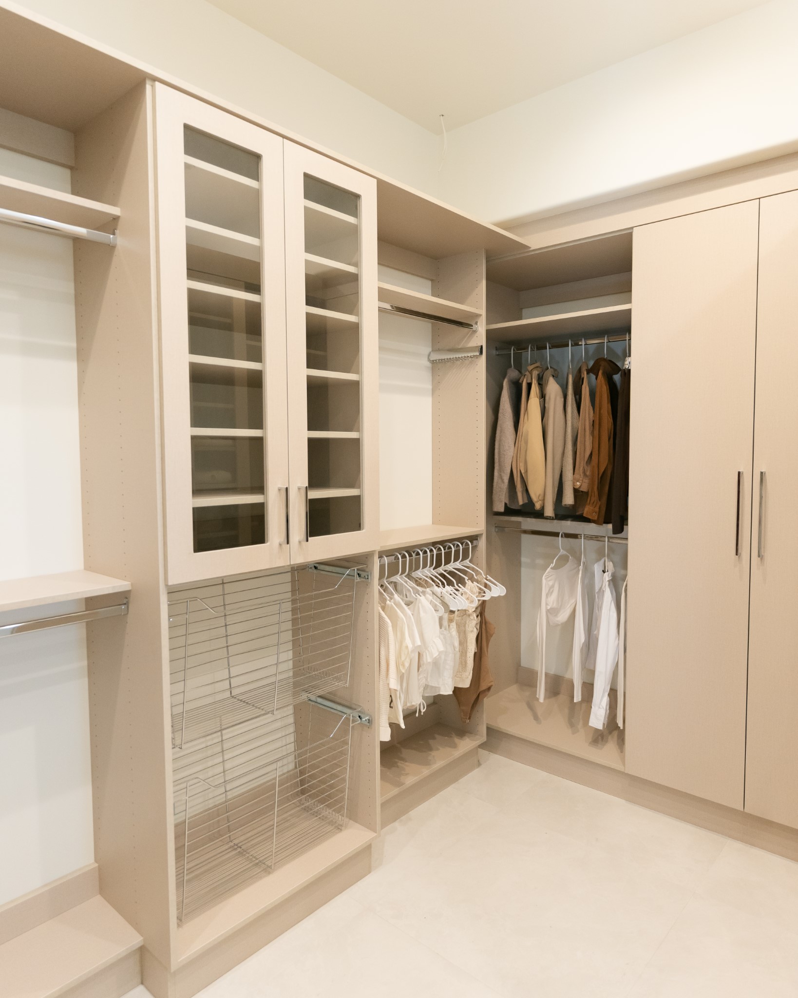 Walk-in Closet - image 1