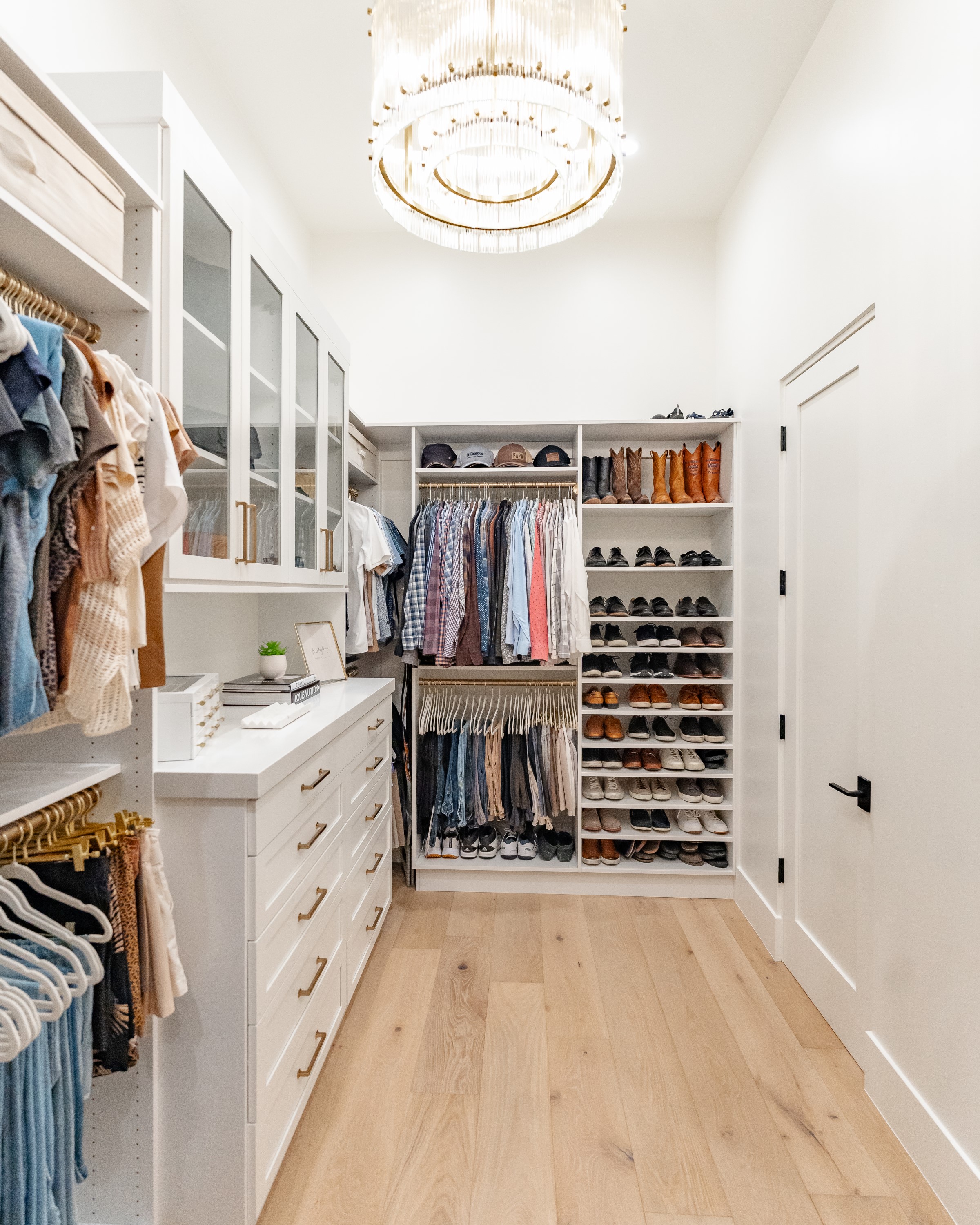 Walk-in Closet - image 1