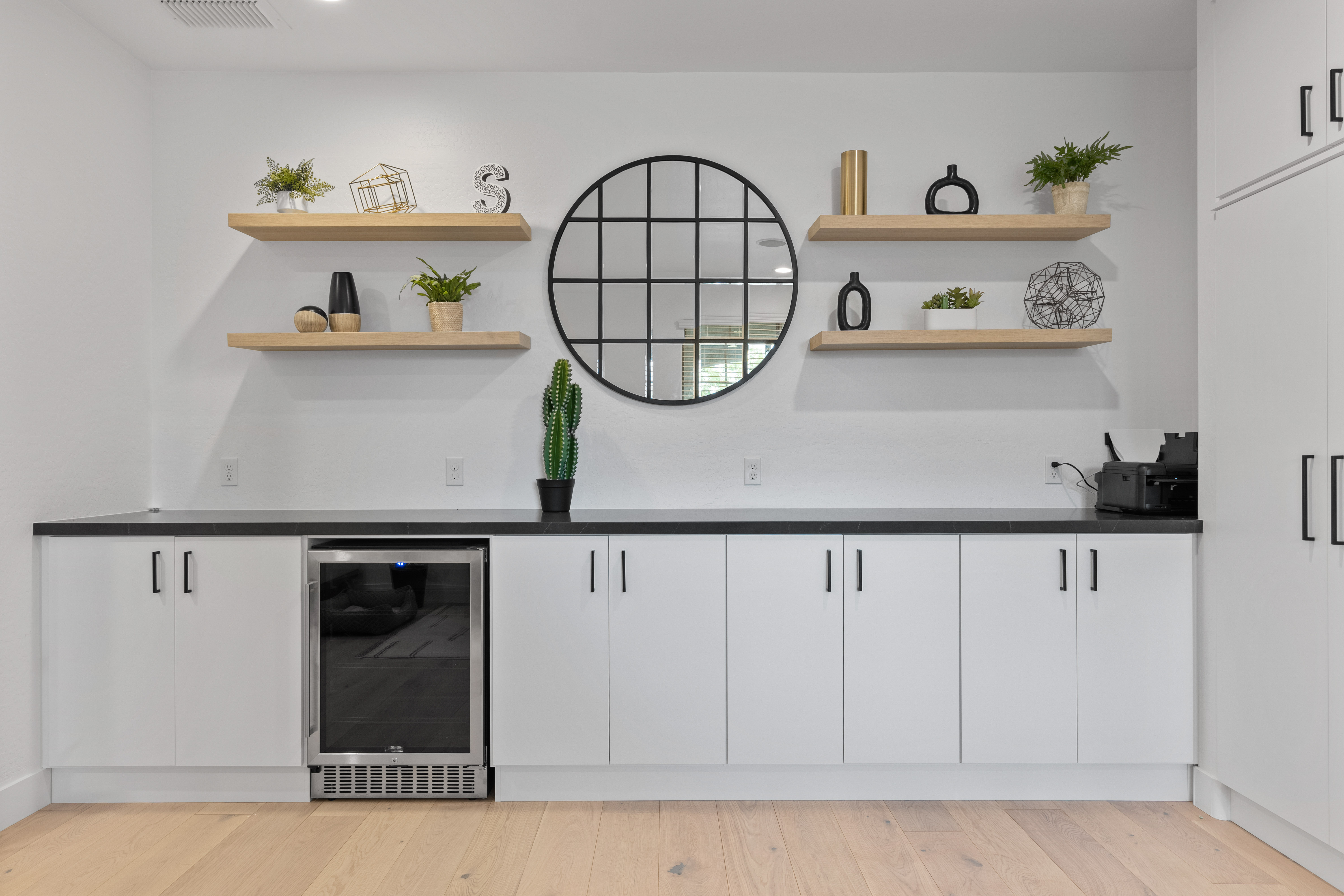 Home Bar - Storage Cabinets - image 1
