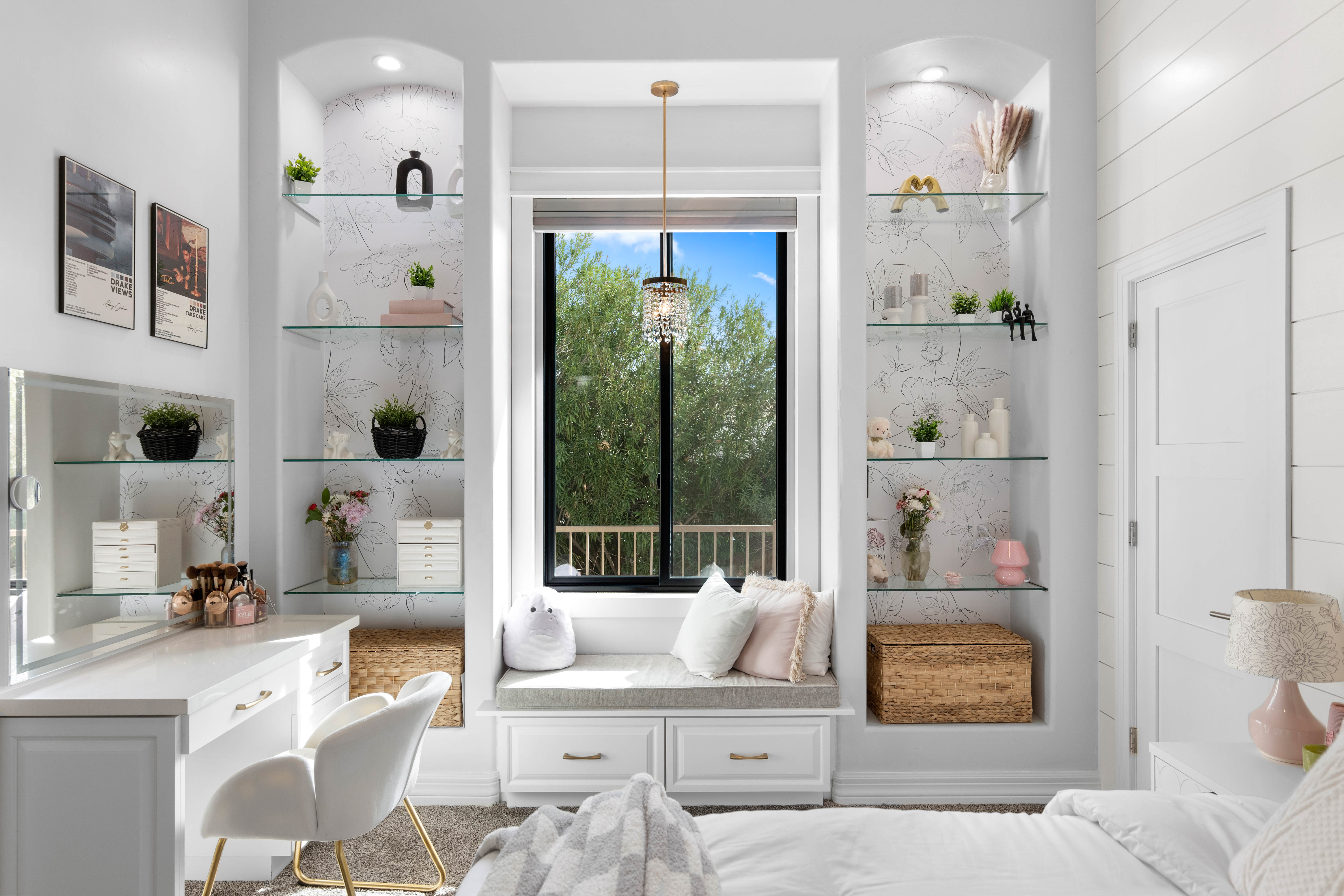 Window Bench - image 1