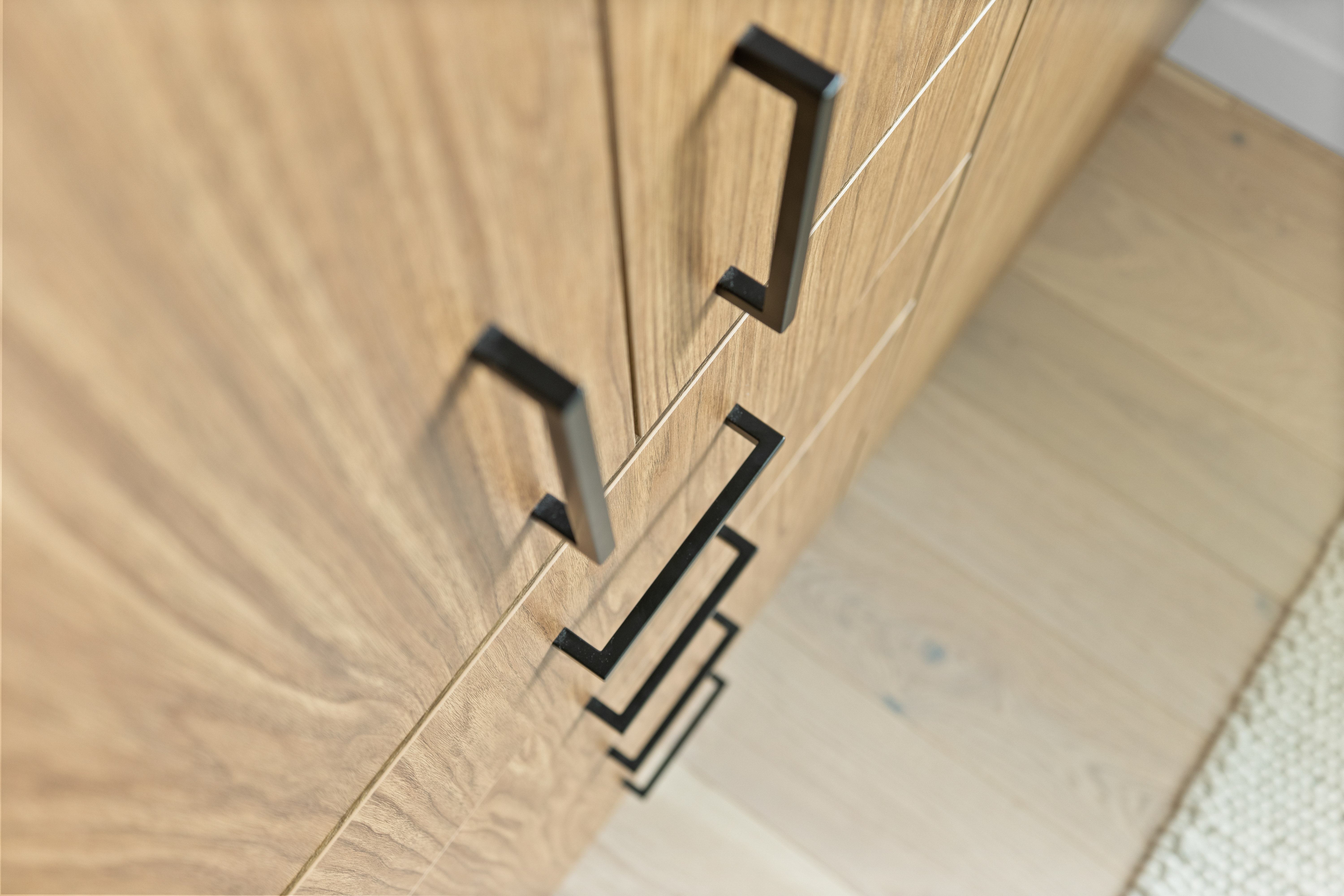 Wardrobe thumbnail 6