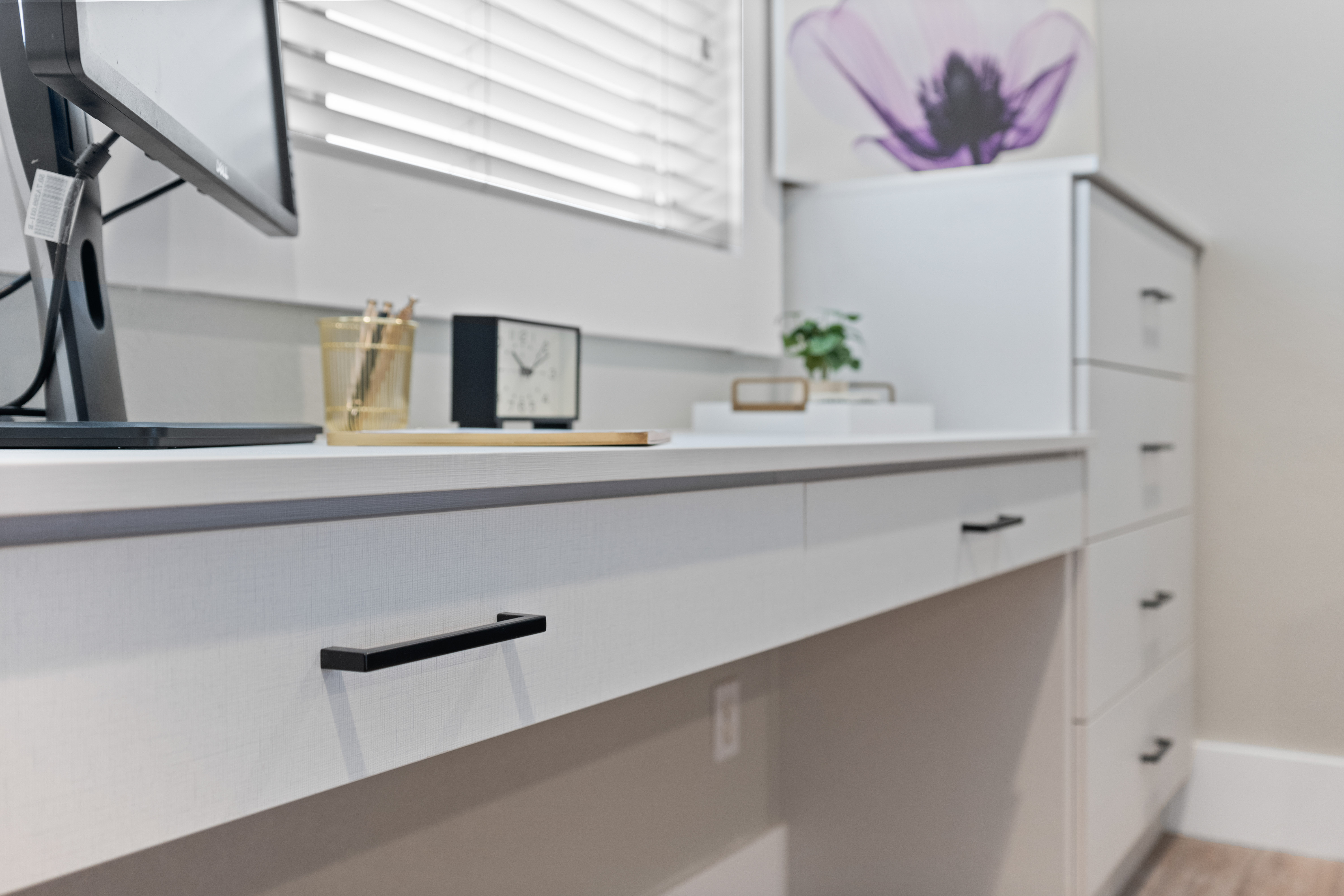 Home Office & Wall Bed thumbnail 4