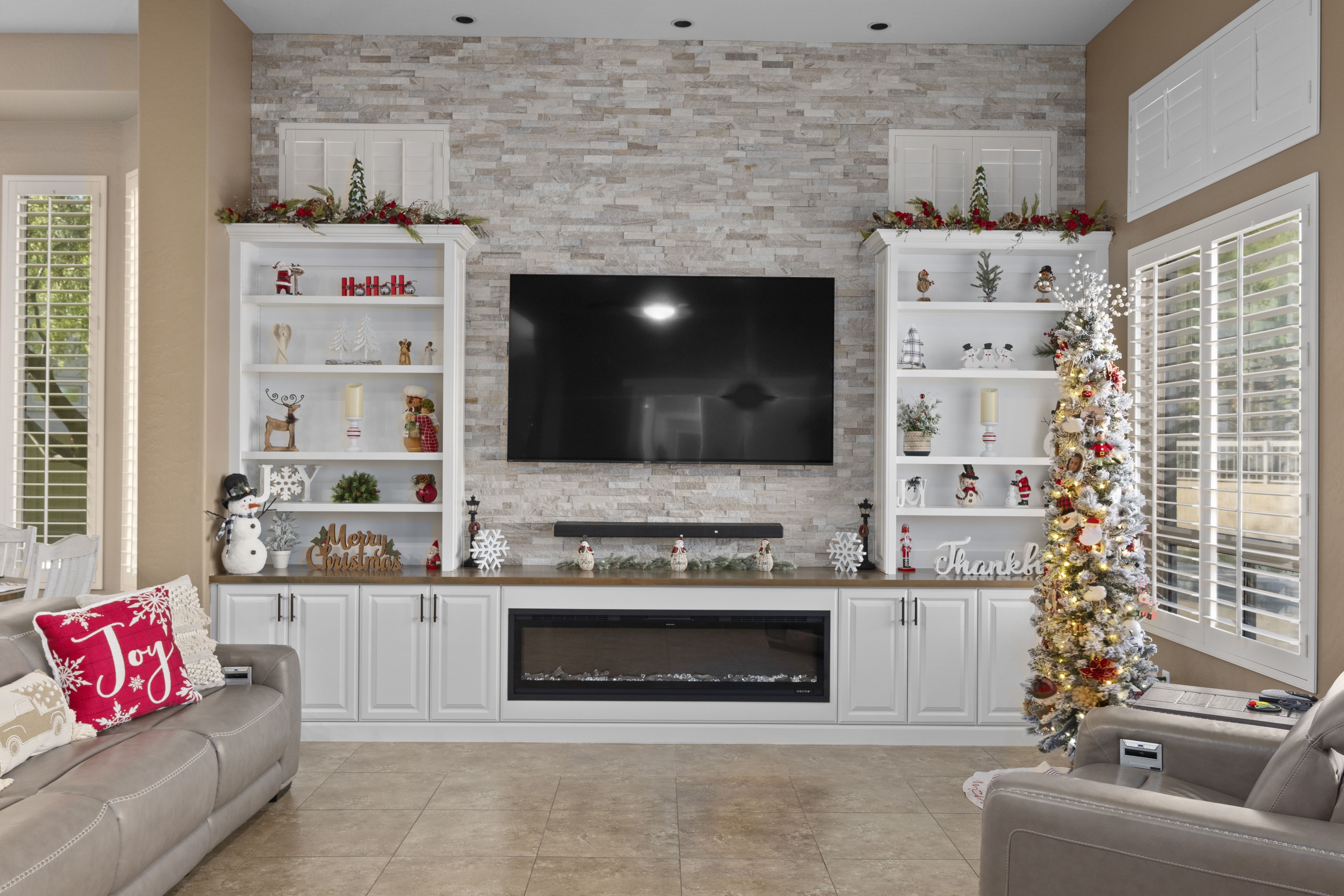 Media Center - image 1