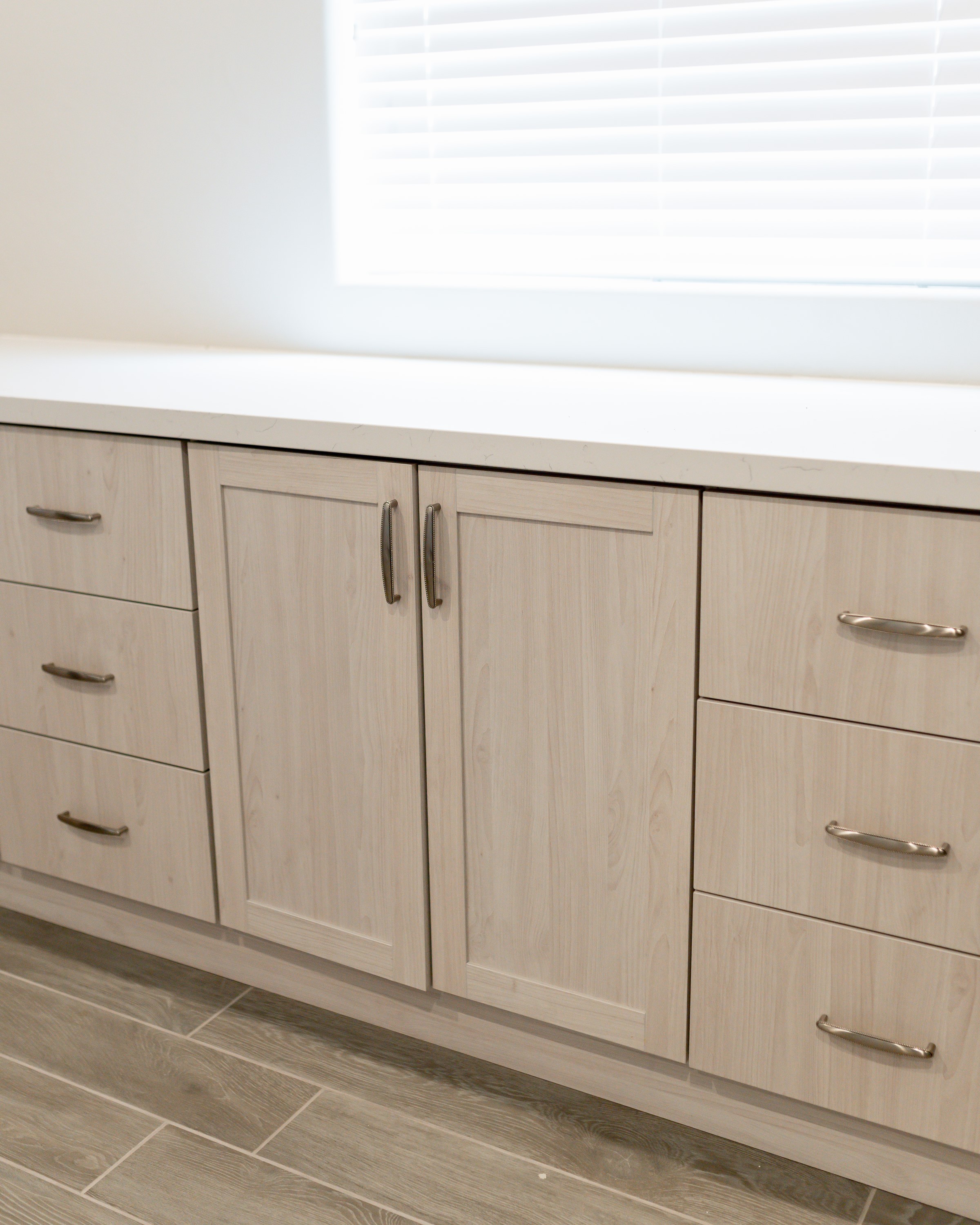 Laundry Room thumbnail 3