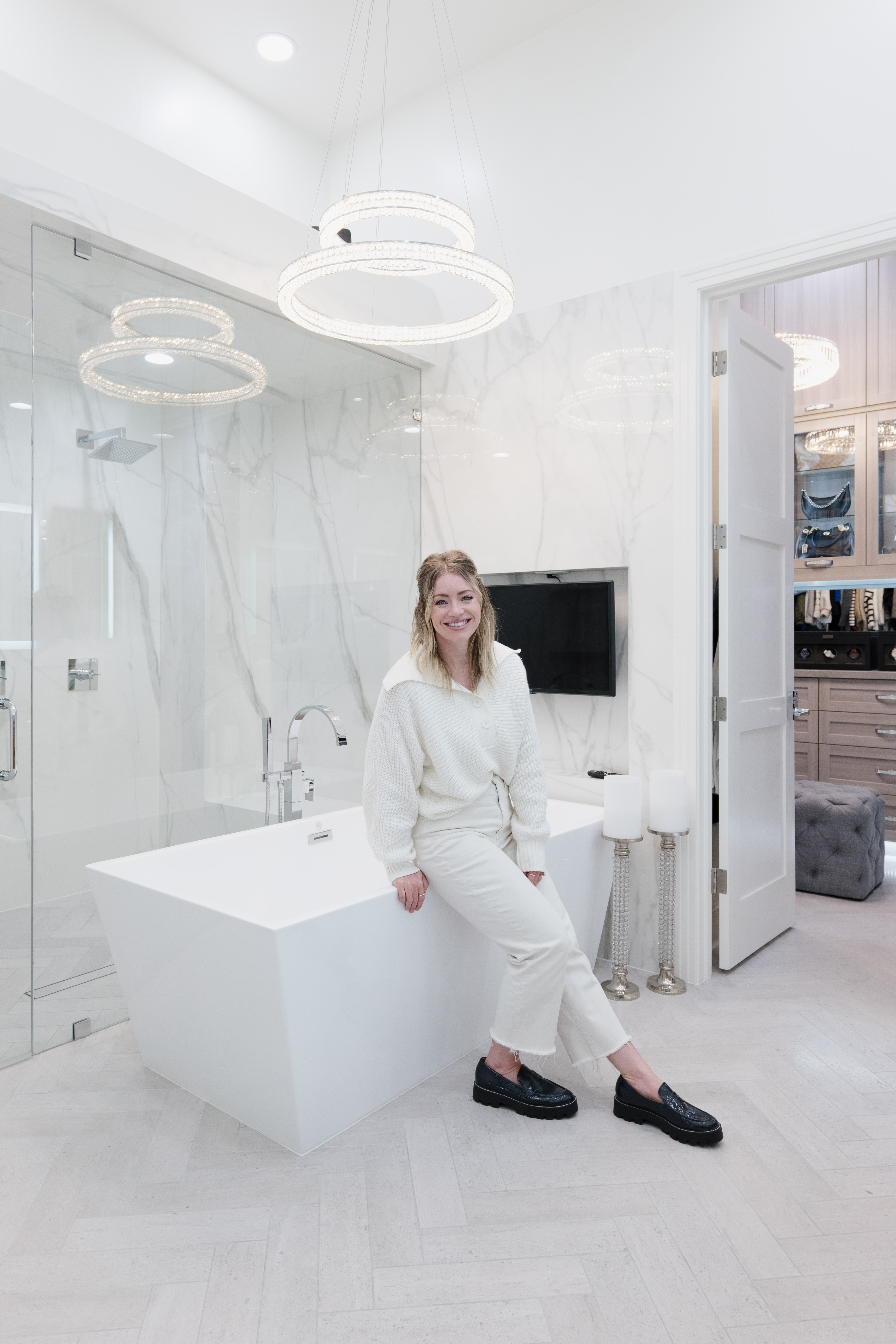Bathroom in Summer Oak thumbnail 7