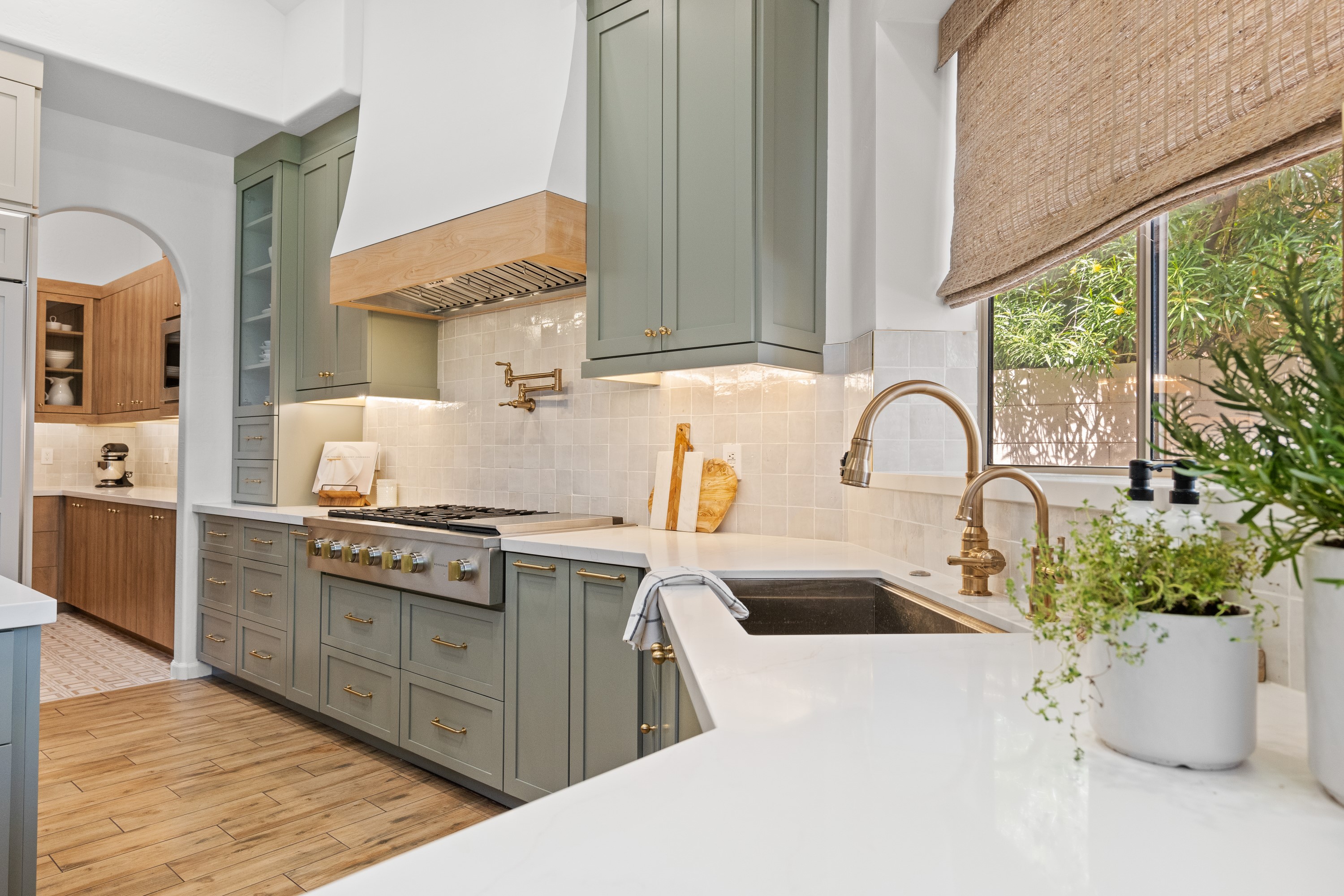 Kitchen thumbnail 9