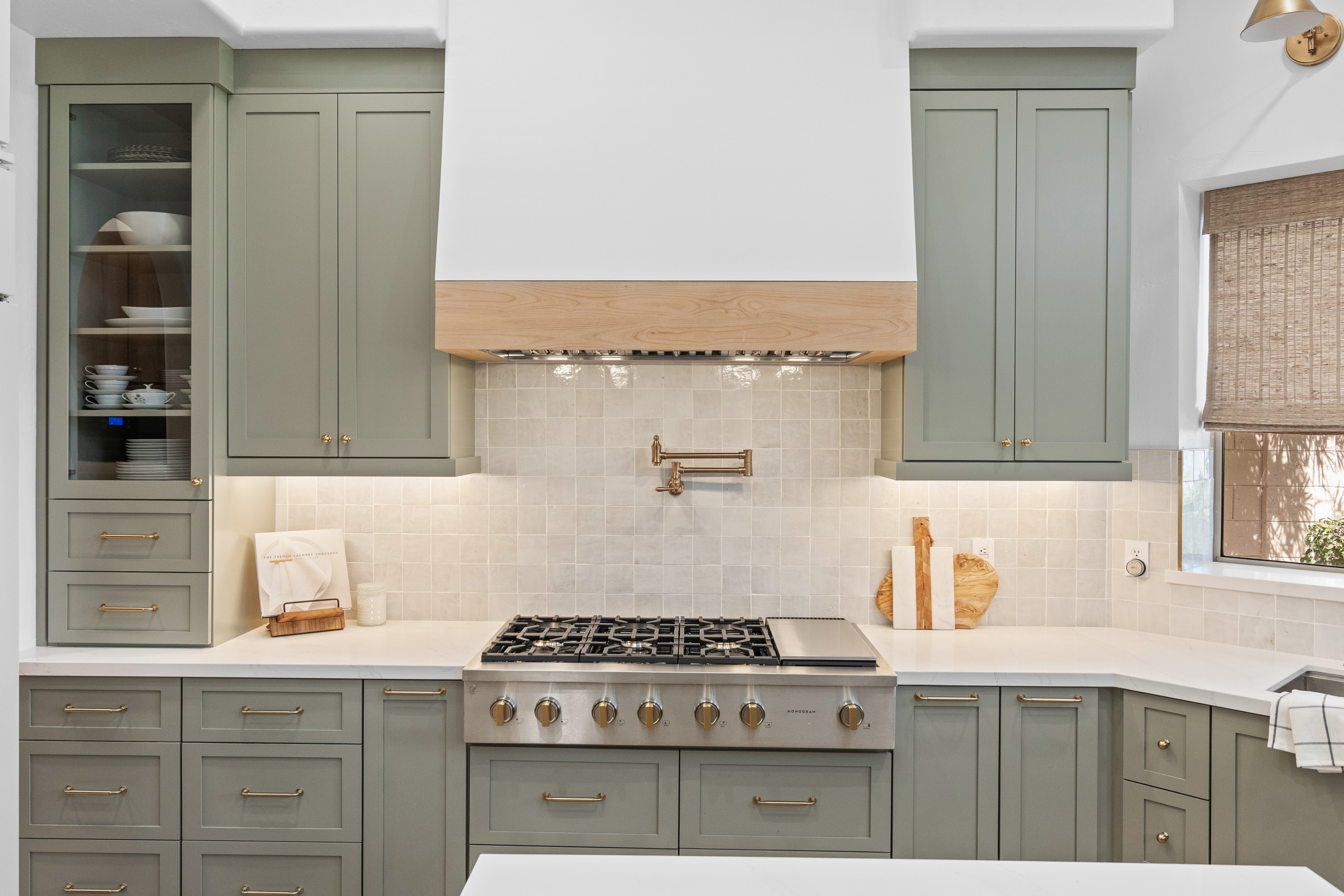 Kitchen thumbnail 11