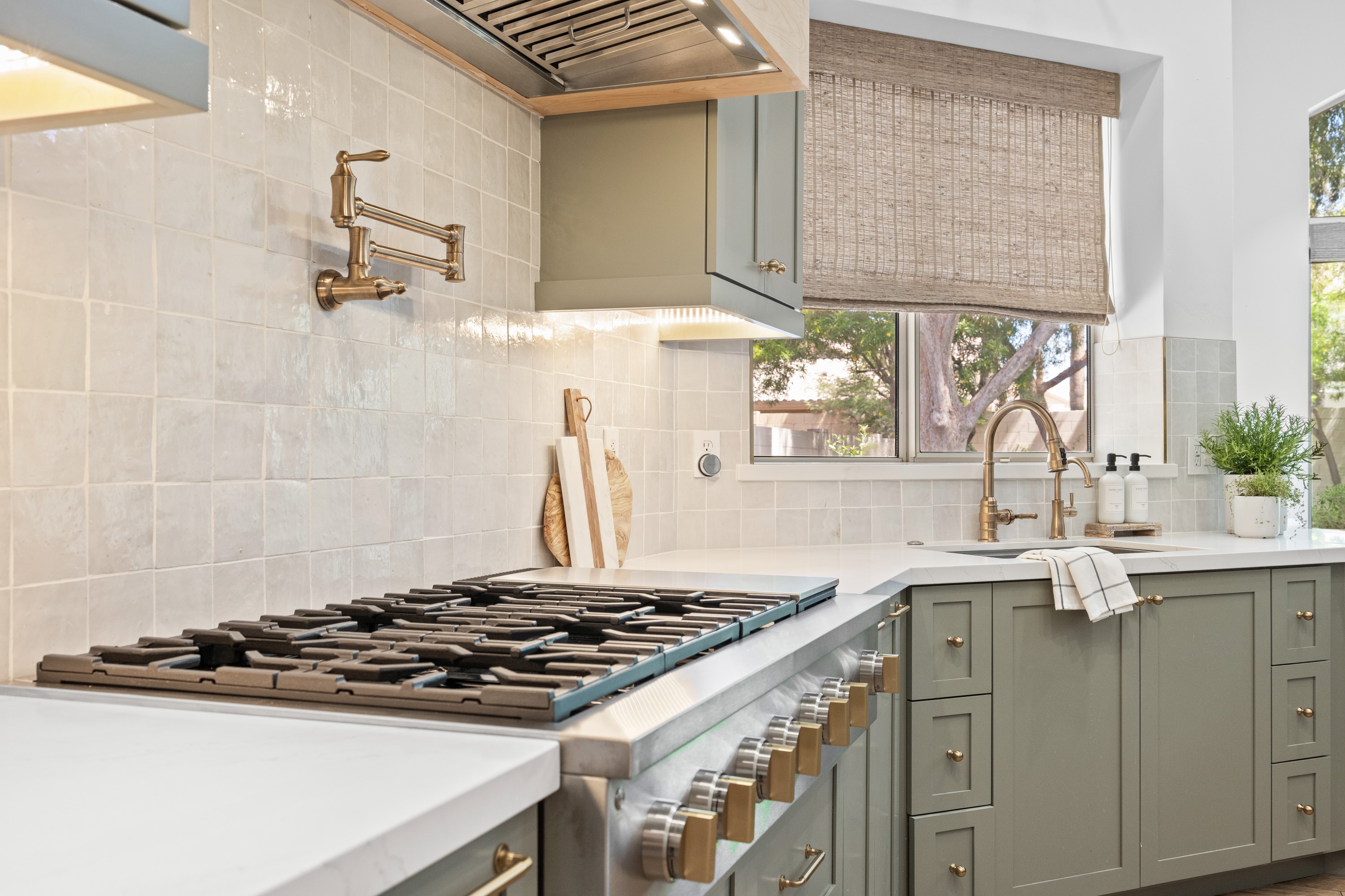 Kitchen thumbnail 12