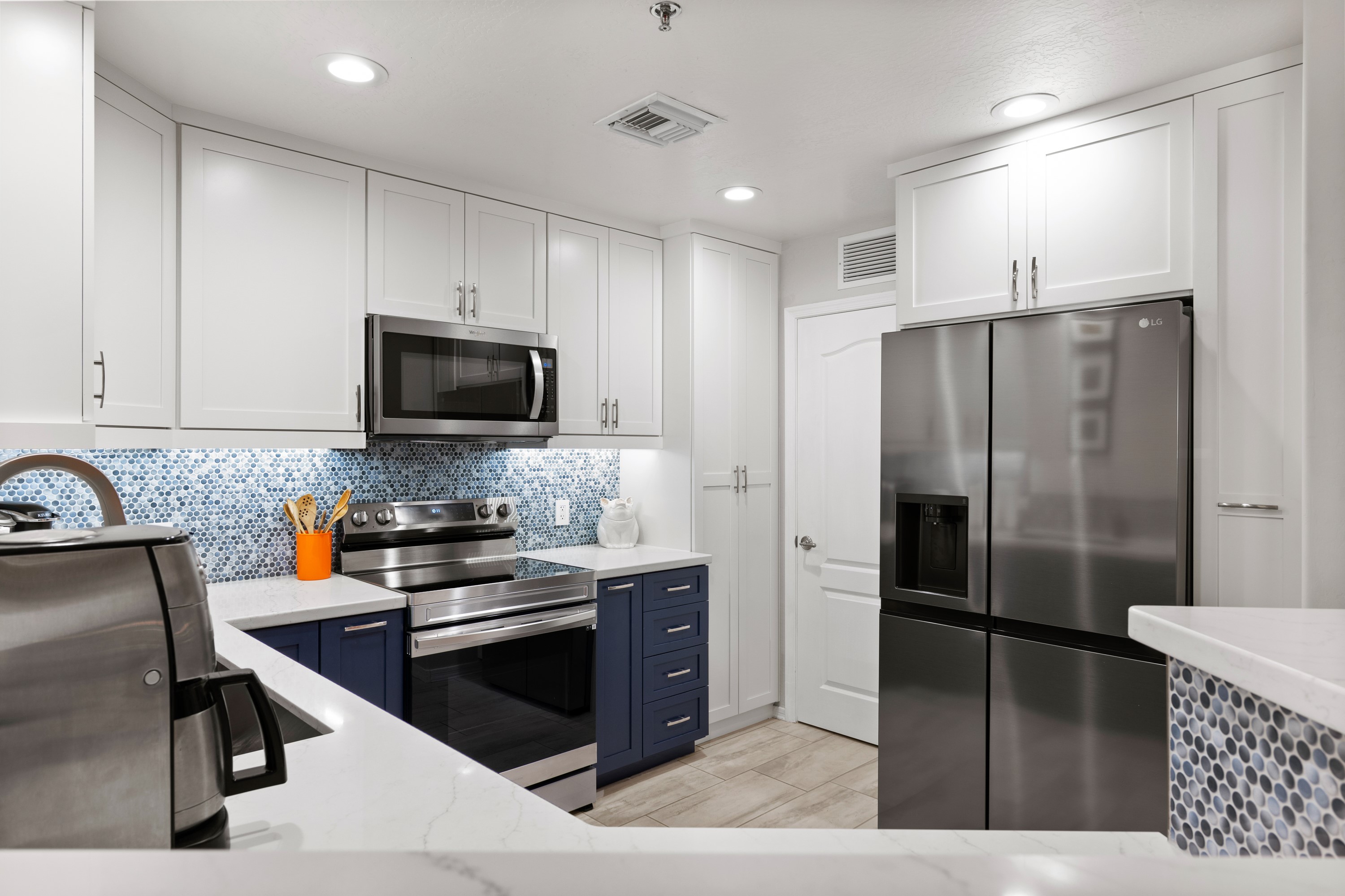 Kitchen thumbnail 3