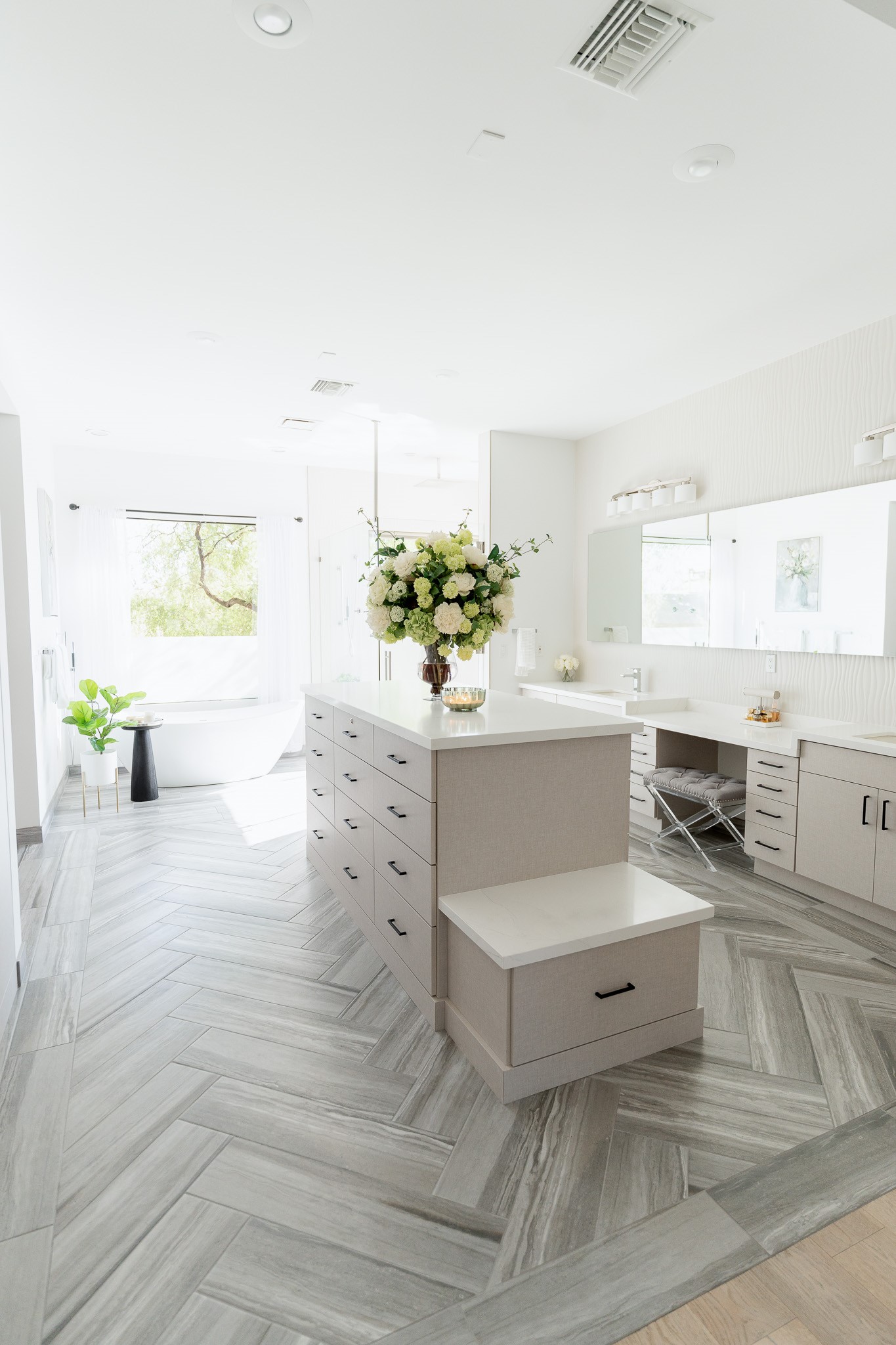 Bathroom in Chesapeake Bay thumbnail 20