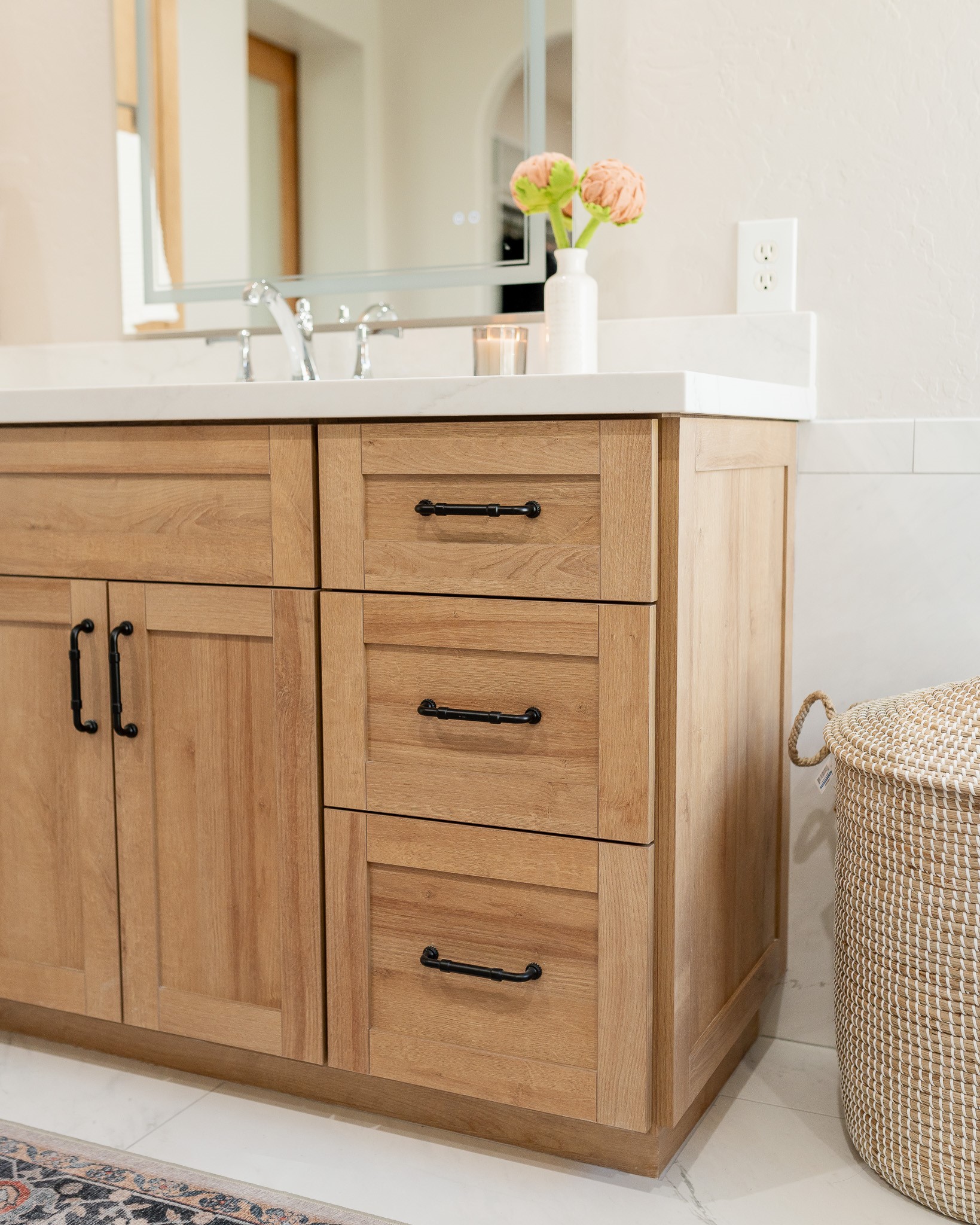 Bathroom in Summer Oak thumbnail 9