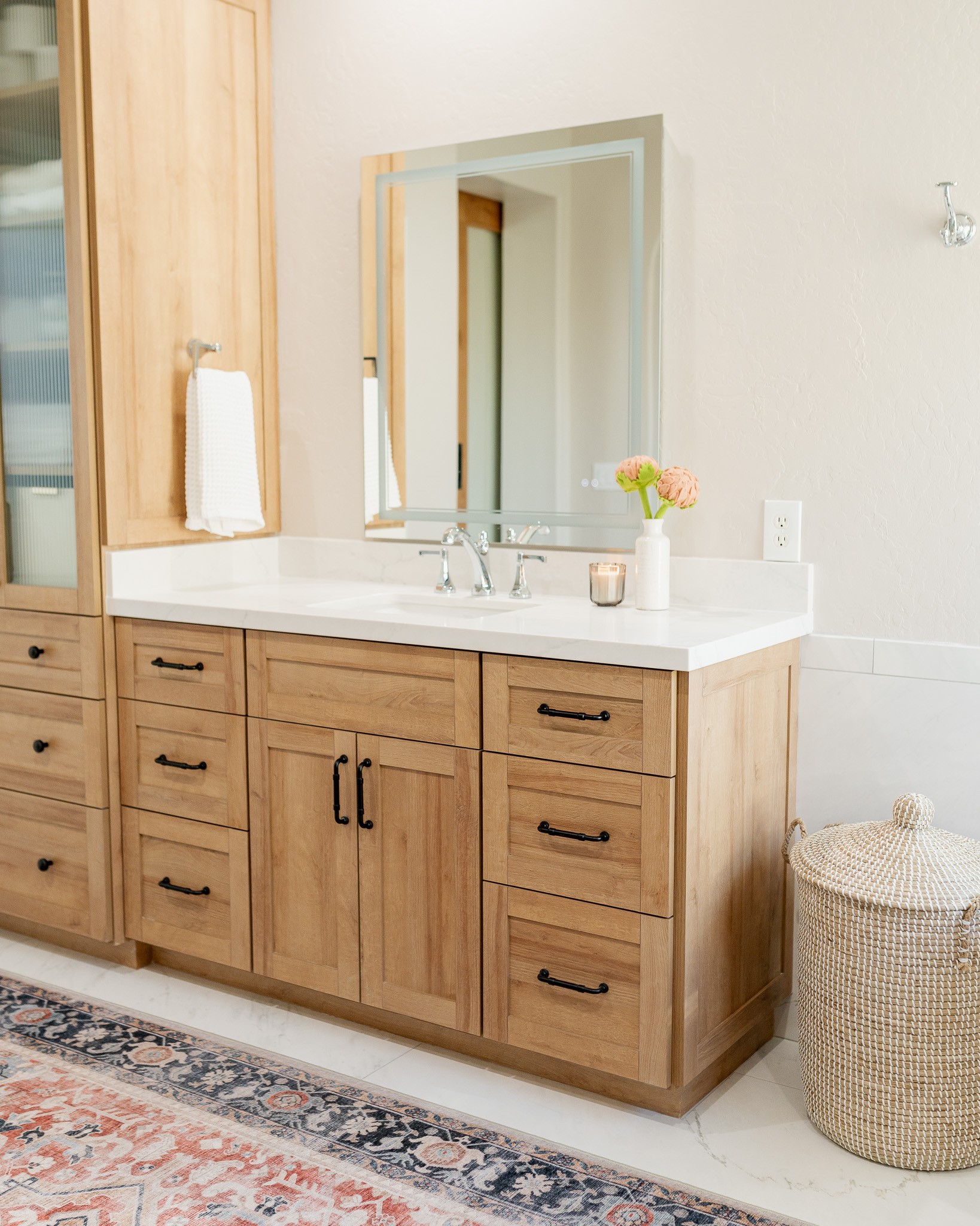 Bathroom in Summer Oak thumbnail 11