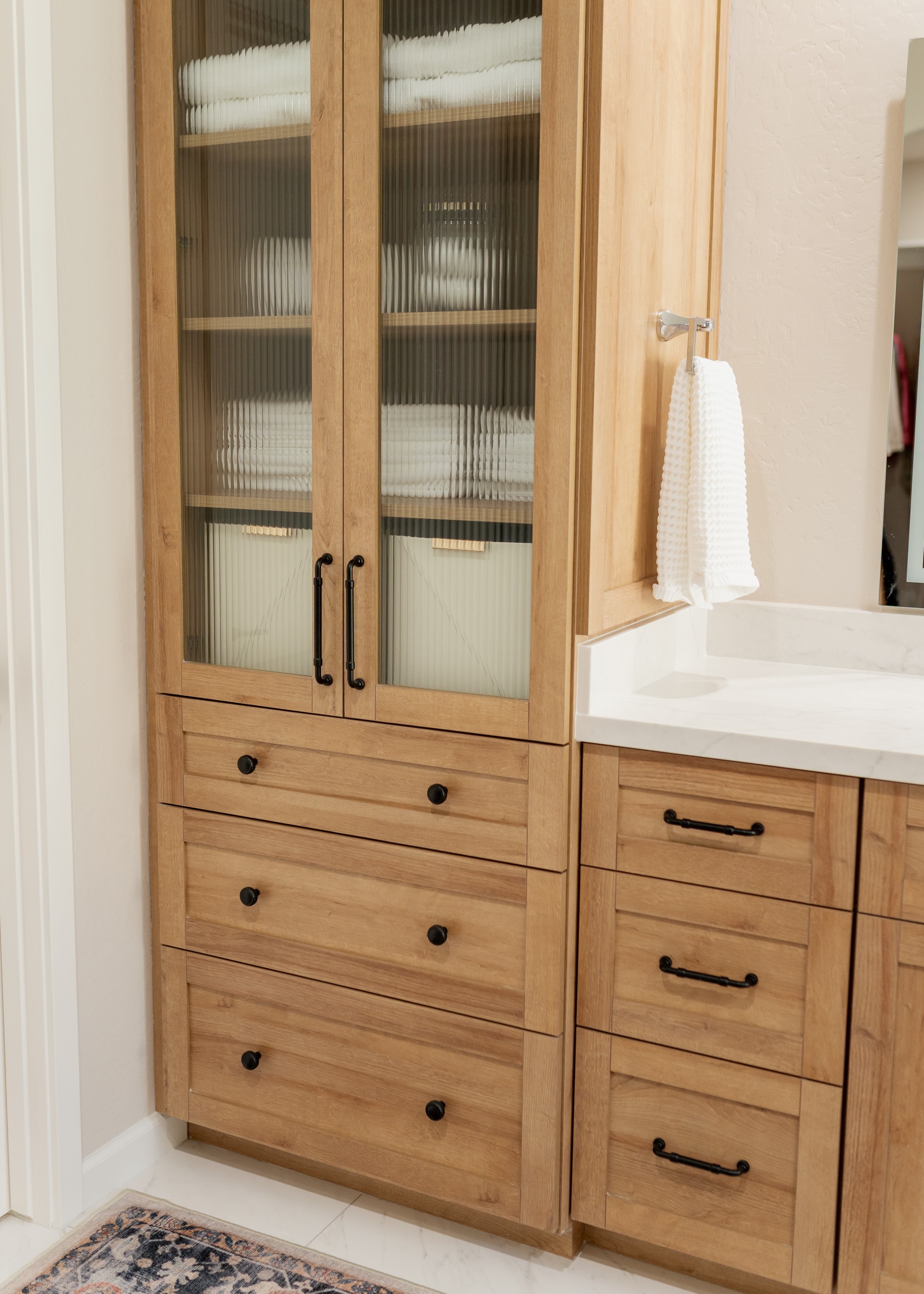 Bathroom in Summer Oak thumbnail 18