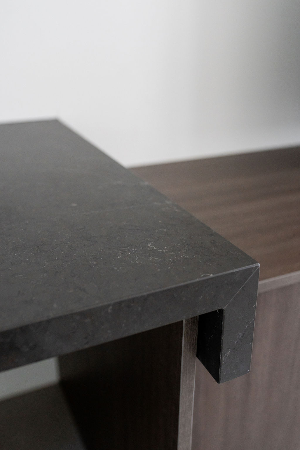 Minimal Modern Home Office thumbnail 8