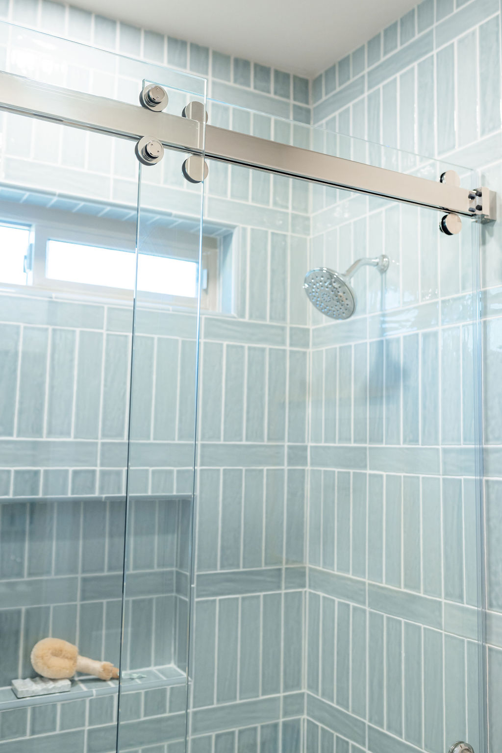 Luxury Summer Oak Bathroom thumbnail 6