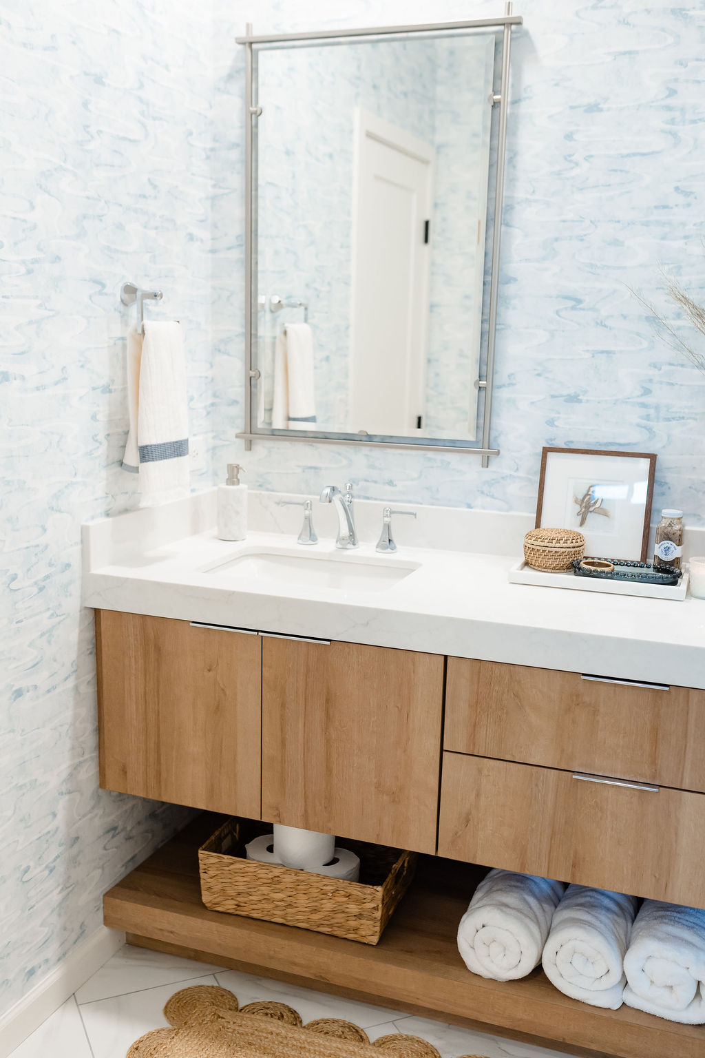 Luxury Summer Oak Bathroom thumbnail 7