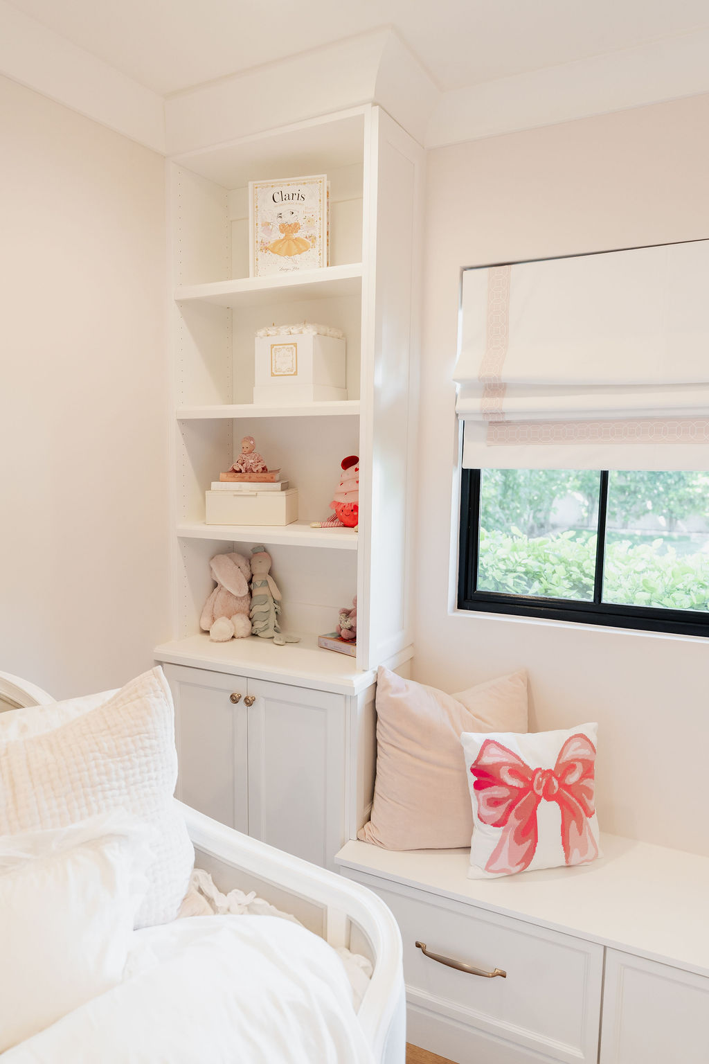 Charming Girls’ Playroom thumbnail 3