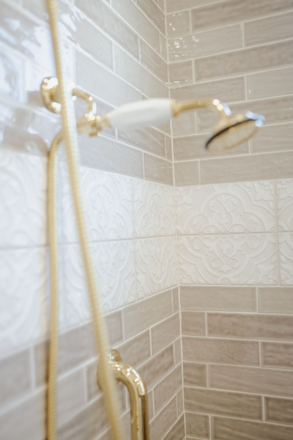 Gold Accent Bathroom thumbnail 8