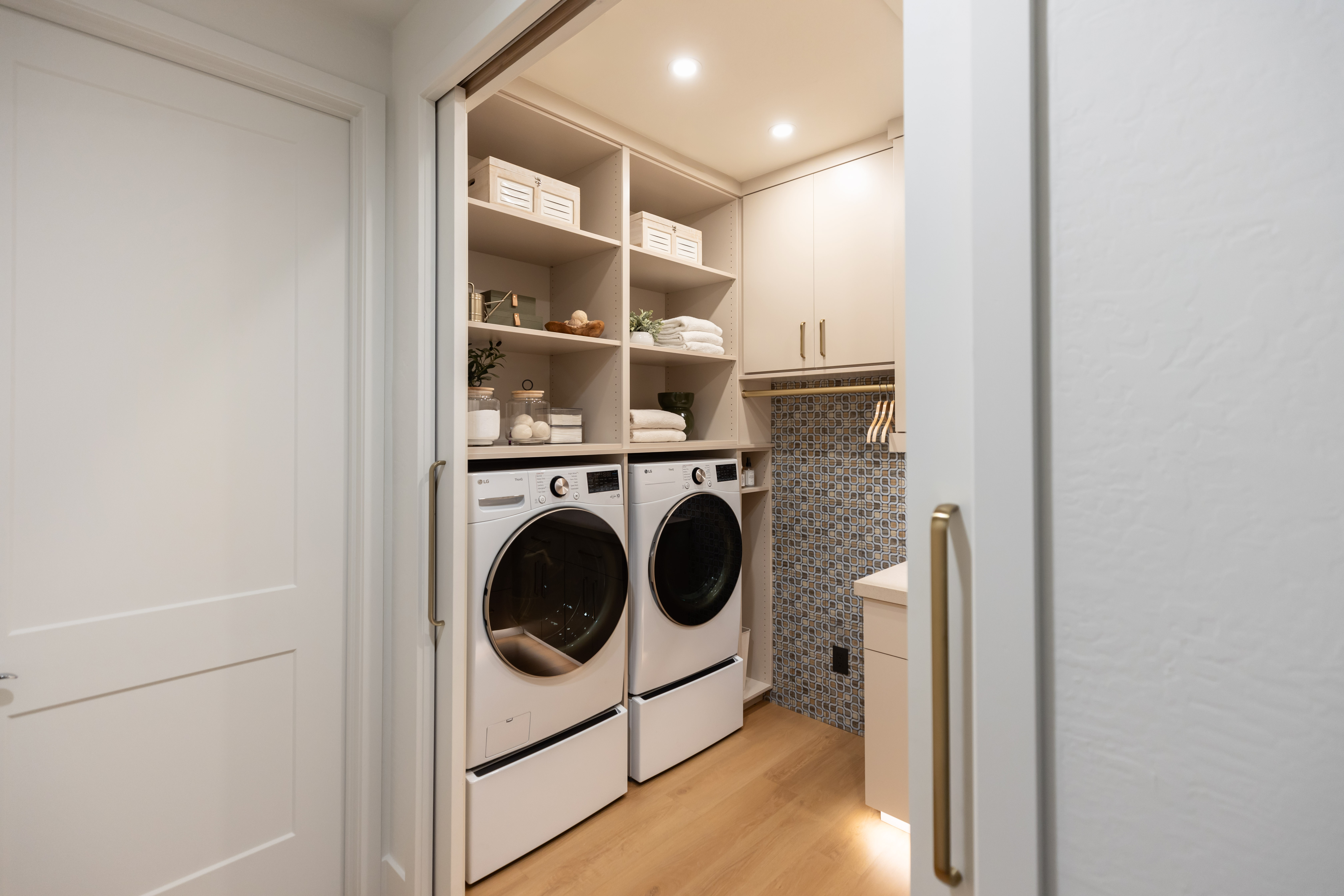 Everything Laundry Room thumbnail 8