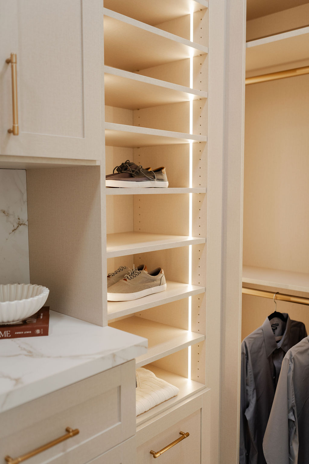 His Luxury Closet thumbnail 6