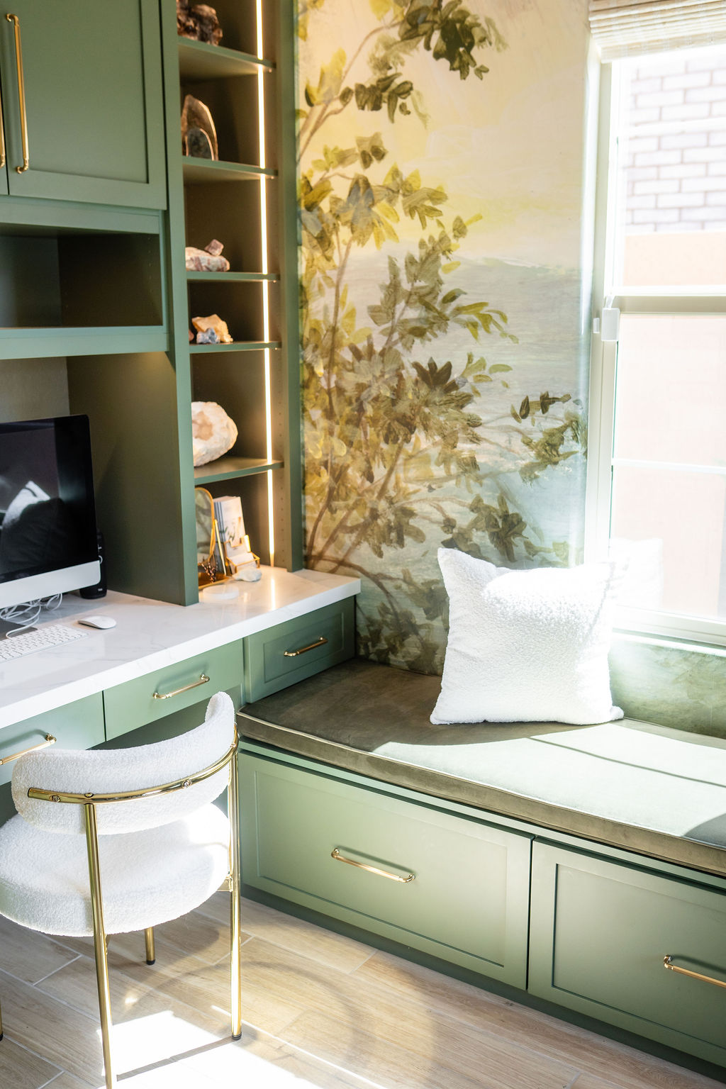 Office Oasis thumbnail 2