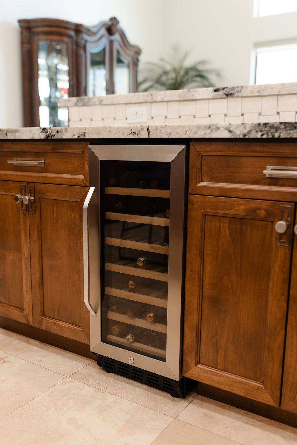 Tuscan Traditional Kitchen thumbnail 3