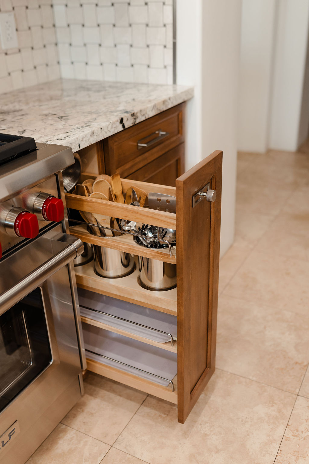 Tuscan Traditional Kitchen thumbnail 6