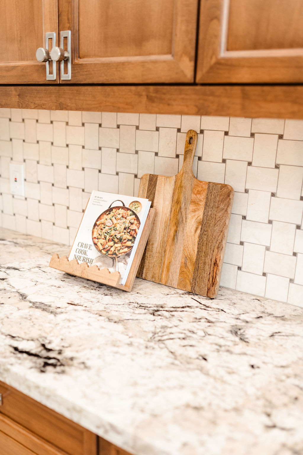 Tuscan Traditional Kitchen thumbnail 9